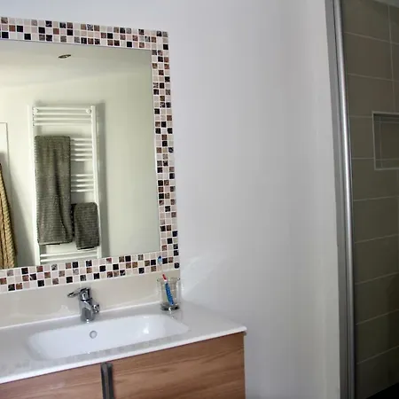 Le Voltaire Apartment